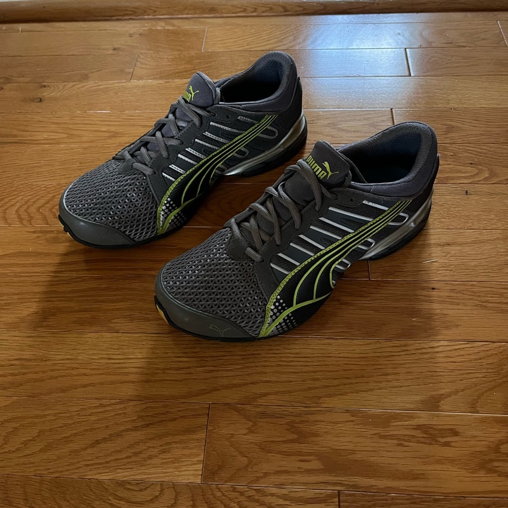 Puma Sneakers